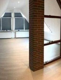 Schöne 2- Zimmer- Dachgeschosswohnung - Soltau