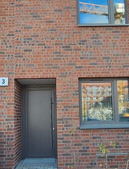 Modernes 4,5-Zimmer Reihenhaus mit Garten und Loggia - Hannover