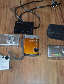 Vier Digitale Kameras abzugeben:Olympus,Casio und Media - Wetter (Ruhr)