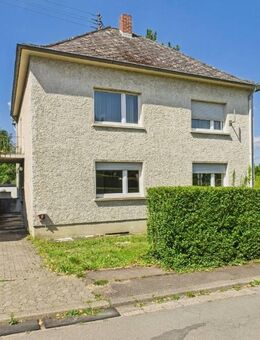 RESERVIERT!! Charmantes Einfamilienhaus in Ortslage von Perl - Perl