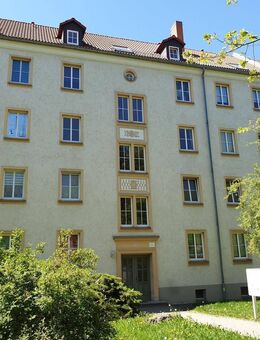 helle, neu sanierte 2-Raum-Wohnung mit Balkon - Zwickau