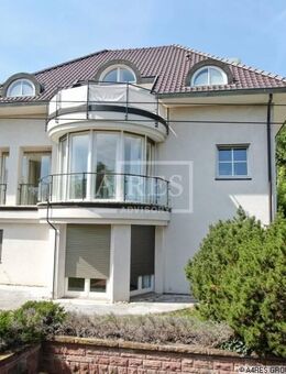 *** Familien-Wohnen mit 2 Wohneinheiten in bester Stuttgarter Lage *** - Stuttgart