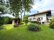 Älteres EFH mit Wohnung im OG und Garage in stiller Randlage (Wohnrecht gegen Miete im EG bis 2028) - Unterwössen