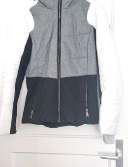 Damen Winterjacke Größe 38 - Hamburg