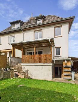 EFH mit Garage und Garten in guter Höhenlage von St. Arnual - Saarbrücken