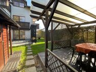 Traumhafte 4-Zimmer-Maisonette-Wohnung mit zwei Gärten, Sauna und Kaminofen! - München
