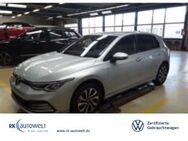 VW Golf, 1.5 VIII eTSI digitales, Jahr 2022 - Soest