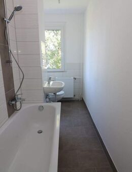 Endlich ankommen! Bezugsfertige 3RW mit Balkon! - Freiberg