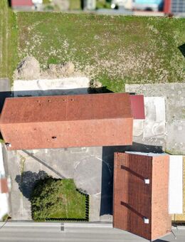 Beeindruckendes Anwesen mit 4 großen Wohnungen (400 m²) und 3 möglichen Bauplätzen in Motzenhofen! - Hollenbach