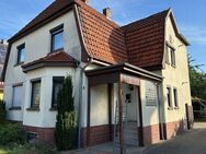 Ihr neues IMMOBILIEN QUARTIER: 1-2 Familienhaus mit viel Platz mit gr. Garten in der Kernstadt - Wunstorf