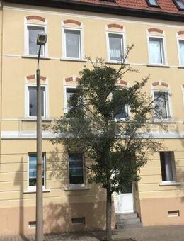 Zeitz, Jobcenter geeignet, saniert, 2Zi,Küche,Bad m. Fenster - Zeitz