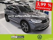 VW Tiguan, Active Plus TDi Display, Jahr 2022 - Mainburg