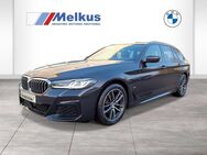 BMW 520, d xDrive M Sportpaket HiFi, Jahr 2022 - Dresden