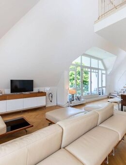 AIGNER - Stilvolle Maisonettewohnung im Dachgeschoss - München