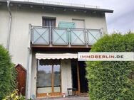 IMMOBERLIN.DE - Attraktives Haus mit Sonnenterasse, Balkon + Garten in familienfreundlicher Lage - Berlin