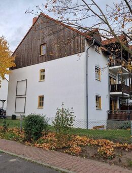 Von Privat: Attraktive 4-Zimmer-Maisonettewohnung inkl. 1 Aussenparkplatz - Leuna