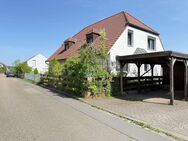 Doppelhaushälfte mit großzügigem Raumkonzept und Süd- Garten in Puschendorf - Puschendorf