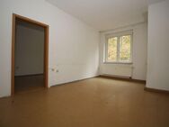 (Renovierung möglich!!) **Große 3-Zimmer-Wohnung in ruhiger Wohnlage zu vermieten** - Plauen