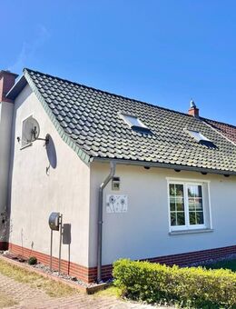 HORN IMMOBILIEN ++ Leopolshagen nur 5 km bis zum Stettiner Haff, Doppelhaushälfte in ruhiger Lage - Leopoldshagen