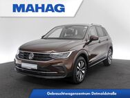 VW Tiguan, 2.0 TDI MOVE, Jahr 2023 - München