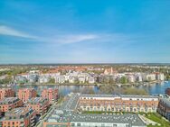 Spreeduett - Penthaus mit 38 qm Terrasse, Parkett, EBK und 2 Bädern im Erstbezug zum 01.09.2025 - Berlin