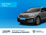 VW T-Roc, 1.0 TSI Move STNDHZG, Jahr 2023 - Rostock