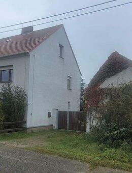 Beiersdorf-Großes EFH auf großem Grundstück in ruhiger Endlage - Uebigau-Wahrenbrück