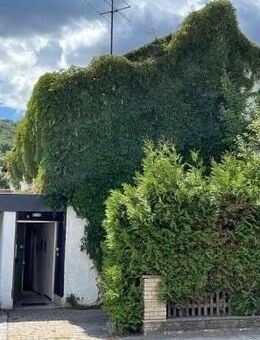 Mehrfamilienhaus mit Baugenehmigung auf 3 Familienhaus - Walting