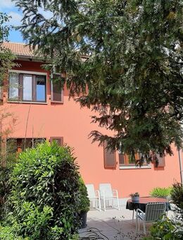 Gepflegtes 1-2-Familienhaus mit tollem Garten! - Schönbrunn