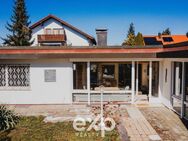 Lichtdurchfluteter Bungalow mit Pool, Sauna & großem Garten in Eichenau - Eichenau