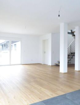 Neuwertige Maisonettewohnung in ruhiger Wohnlage - Rödersheim-Gronau