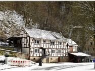 Charmantes Fachwerkhaus in idyllischer Lage - hier lässt es sich gut leben! - Vöhl