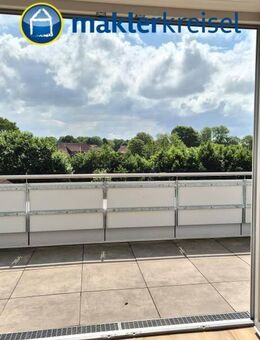 Erstbezug: Wohnung mit großer Dachterrasse und Aufzug - Esens
