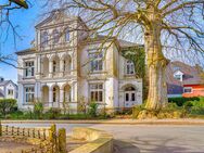 Charmante 5,5-Zimmer im DG in Glücksburg mit Altbau-Charme, modernisierter Küche und Wasserblick - Glücksburg (Ostsee)