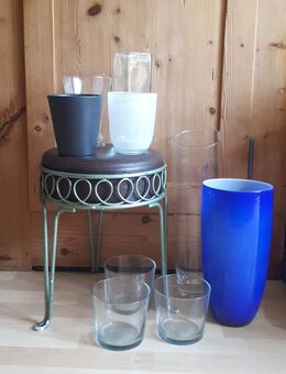 Verschiedene Vasen und Übertöpfe > AB 1€ - München