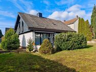 Freistehendes Einfamilienhaus in begehrter Lage von Bexbach - mit Wintergarten und großem Garten - Bexbach