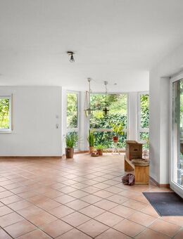 IMMORath.de - Großzügiges Einfamilienhaus mit Einliegerwohnung - Staufen (Breisgau)