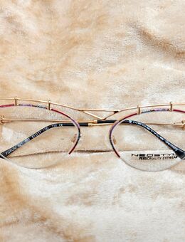 Vintage Designer Brille Form und Farbe der Extravaganz "NICE" - Grevenbroich