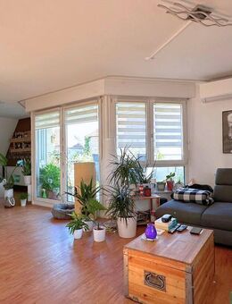 Charmante Maisonette mit Loggia, Wohlfühlbädern & 2 TG-Plätzen mitten in Brackenheim - Brackenheim