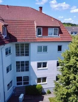 Attraktive und gepflegte Zwei-Zimmer Wohnung mit Balkon und Stellplatz im begehrten Woltmershausen - Bremen