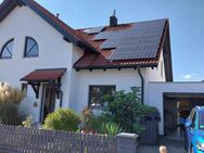 Charmante Doppelhaushälfte in Ingolstadt-Monikaviertel mit Wintergarten und Solaranlage - Ingolstadt