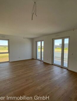 Sofort Einziehen und Wohlfühlen! 2-Zimmer-Neubauwohnung im Grünen mit Balkon - Burgoberbach