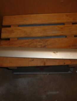 MB634906 Türzierleiste hinten rechts grau Mitsubishi Space Runner - Hannover Vahrenwald-List