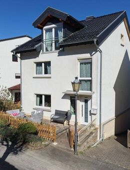 Ruhig wohnen, städtisch angebunden - Einfamilienhaus in Eitelborn! - Eitelborn