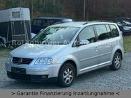 VW Touran 1.6 FSI*KLIMAAUTOMATIK*AHK*TÜV 05/2026* - Rotenburg (Wümme)