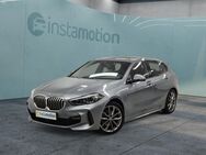 BMW 118, i M Sport HiFi GBA, Jahr 2023 - München