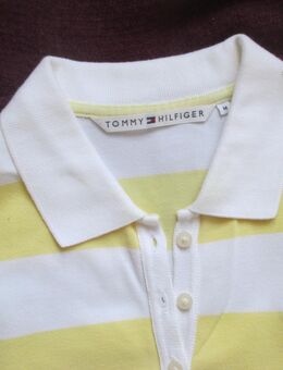 NEU * Stylisch * sportiv * Block- Streifen * Kurzarm * Polo * T- Shirt "TOMMY HILFIGER" Gr. 38- 40/ S- M * gelb * weiß * - Riedlingen