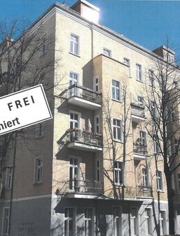 SOFORT F R E I - neu saniert - Berlin