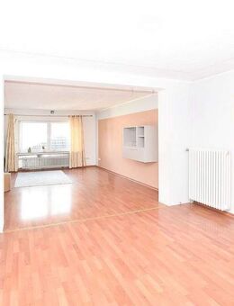 Charmantes Zweifamilienhaus mit schönem Garten! - Preußisch Oldendorf