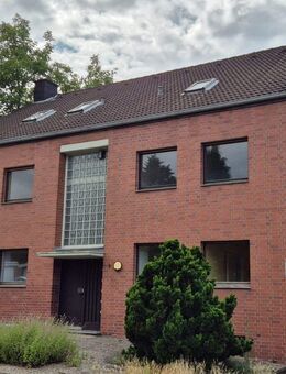 Freistehendes und kompett bezugsfreies 4 bis 5-Familienhaus in schöner Lage - Eschweiler